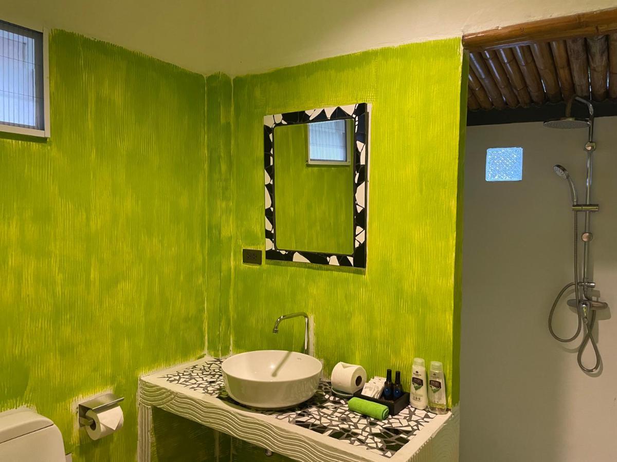 The Pace Phuket Boutique Resort Rawai Exteriör bild