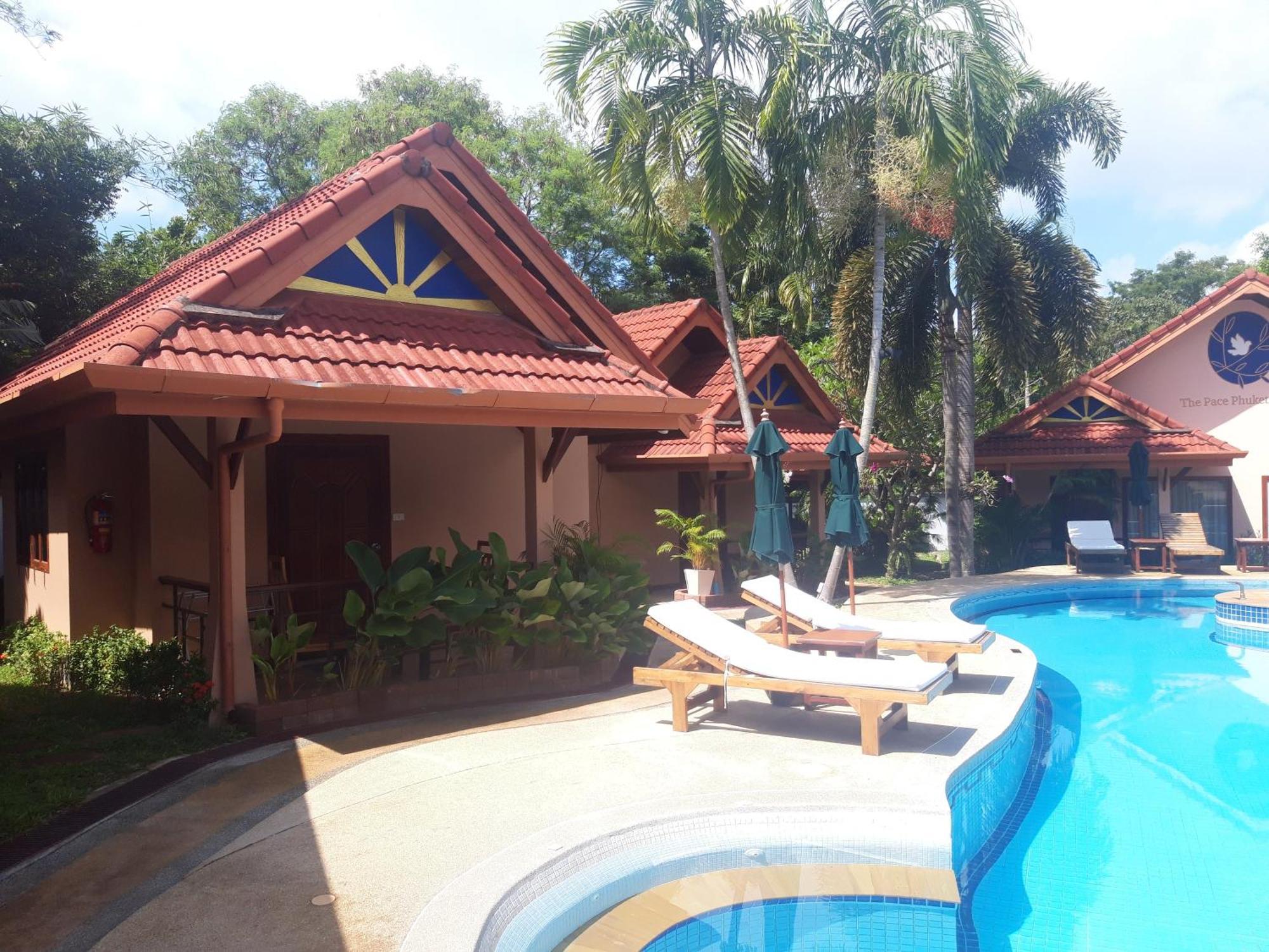 The Pace Phuket Boutique Resort Rawai Exteriör bild